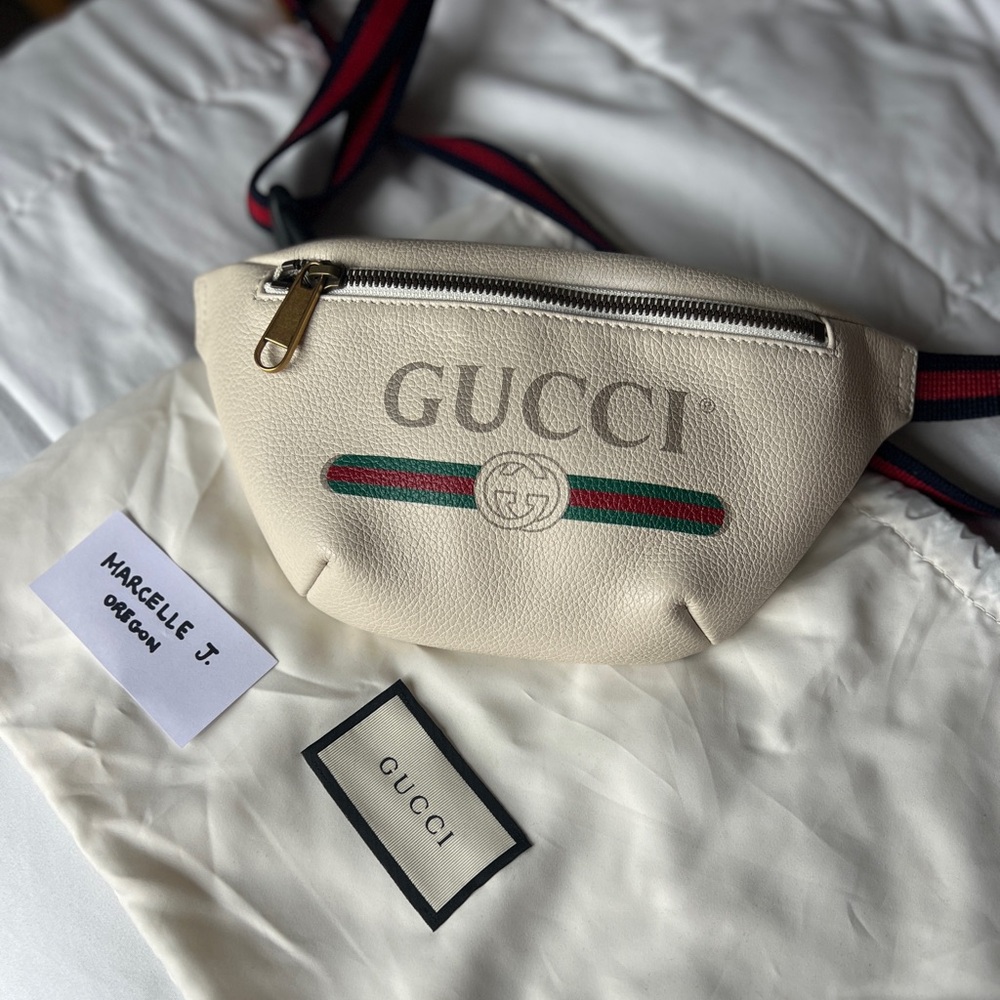 Small Leather Gucci Print Belt Bag Vintage Logo
